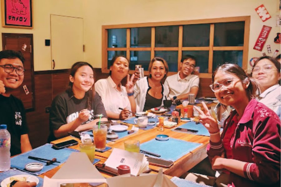 Guests dining